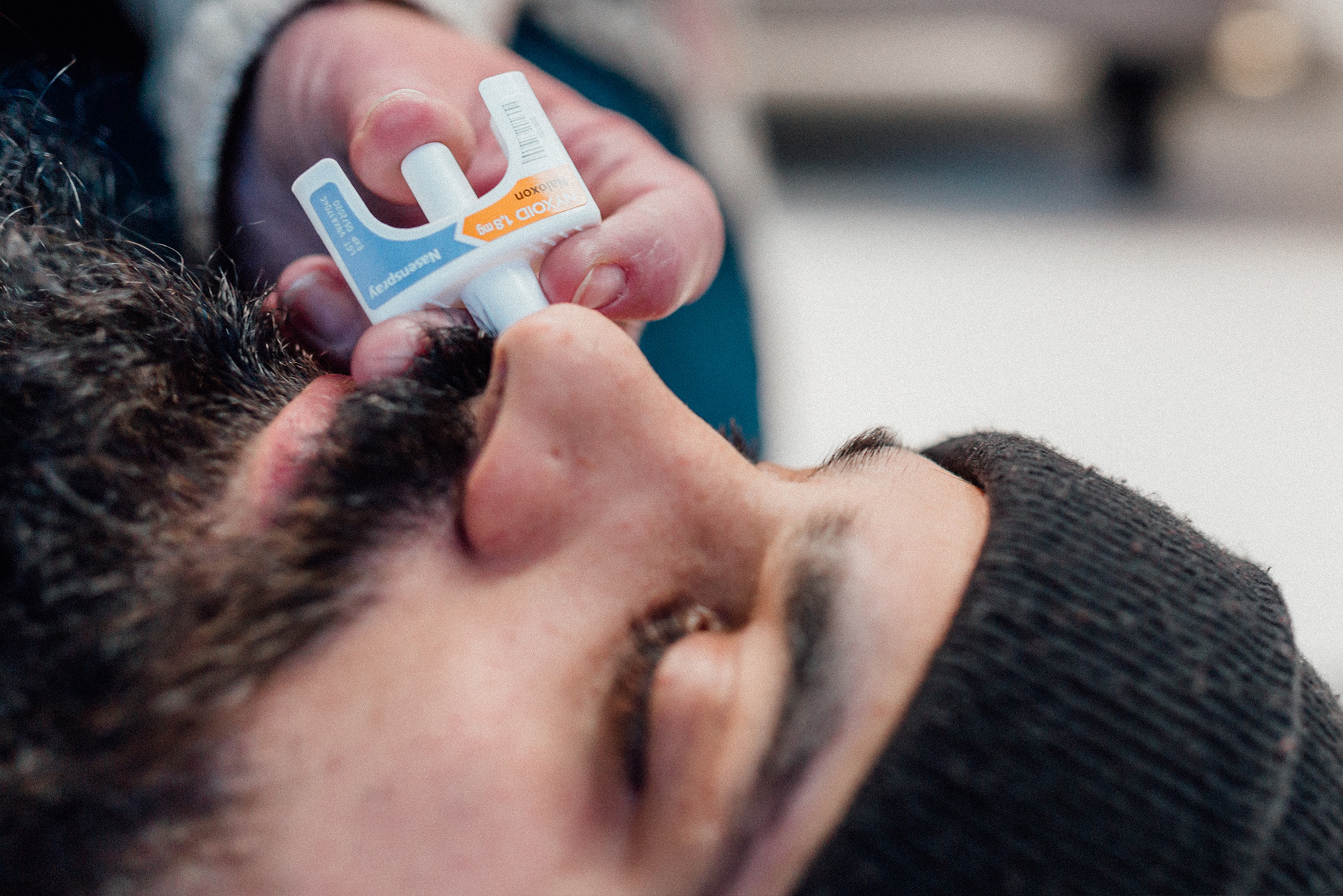 Was Passiert Wenn Man Abgelaufenes Nasenspray Benutzt Naloxon anwenden - Naloxon-Training